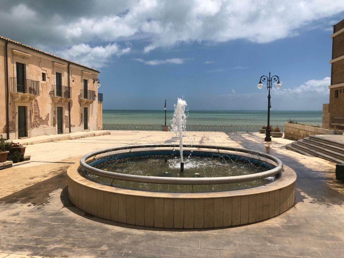 Il Ficupala, Sea House